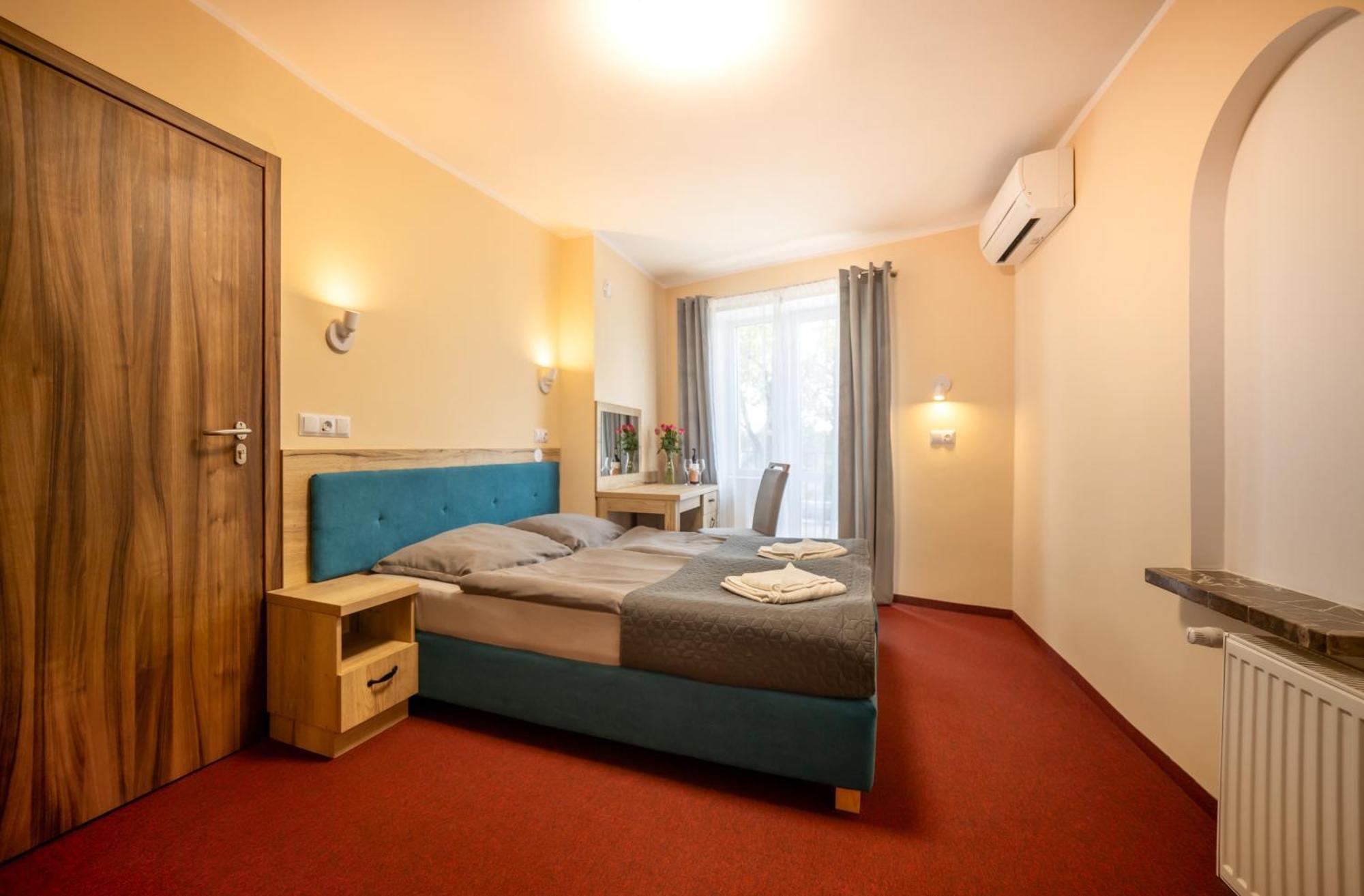 Bed and Breakfast Zlote Pioro Nisko Esterno foto